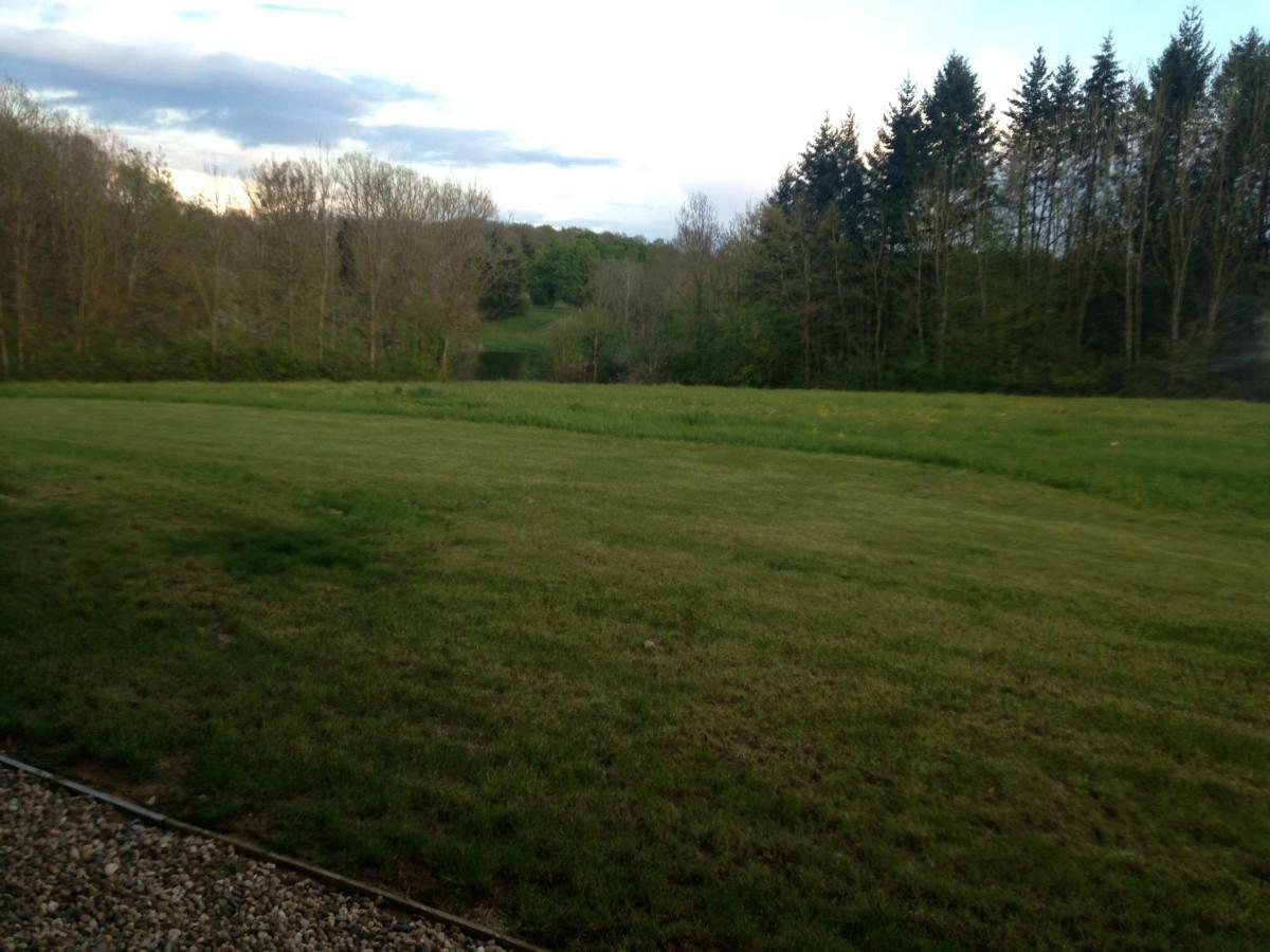 Hotel - Restaurant La Claire Foret Morhange Exterior foto